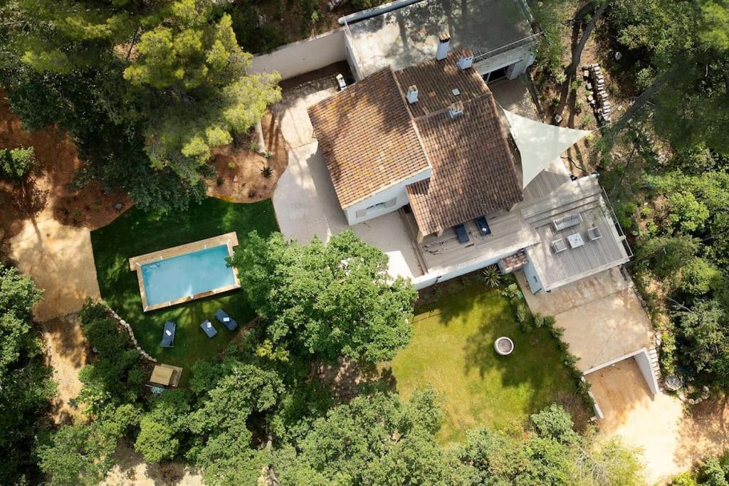 Villa La Pinede Aix-en-Provence Exterior photo